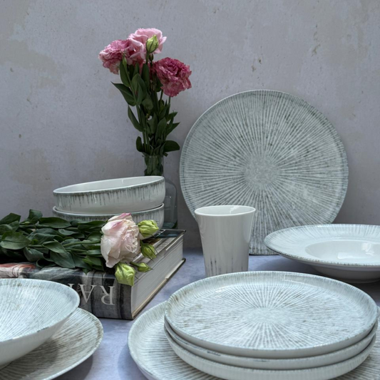 Vajilla con Borde Sahara (set para 4 o 6 personas)